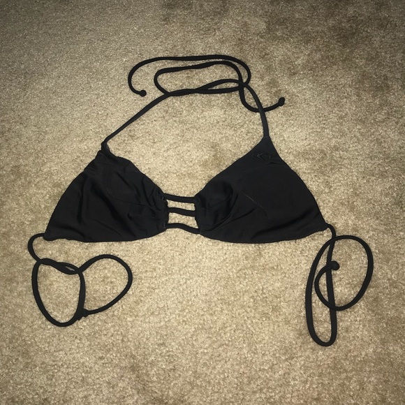 O’Neill bikini top - Picture 1 of 3
